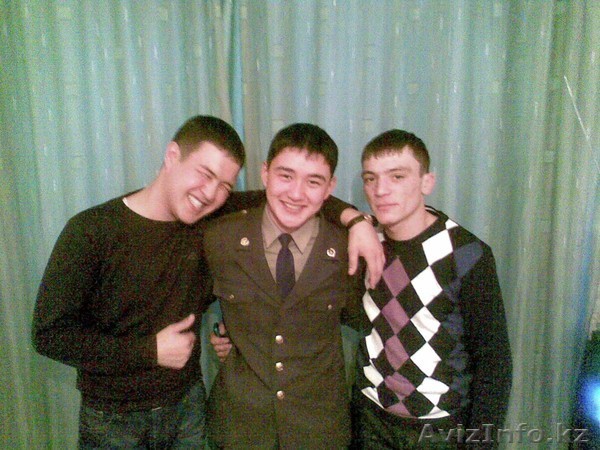 3 ое. парней ищут комнату. - Изображение #1, Объявление #321065