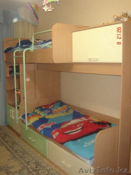 продам 2-х ярусную кровать Маугли пр Россия с матрасами  - Изображение #1, Объявление #494839