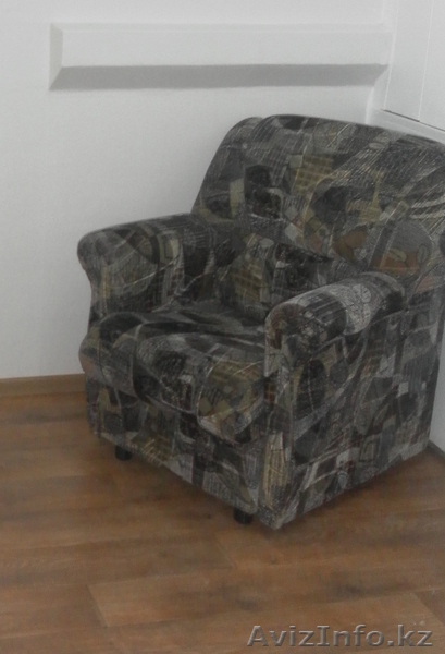 СРОЧНО НЕ ДОРОГО ПРОДАМ два кресла б/у - Изображение #1, Объявление #511357