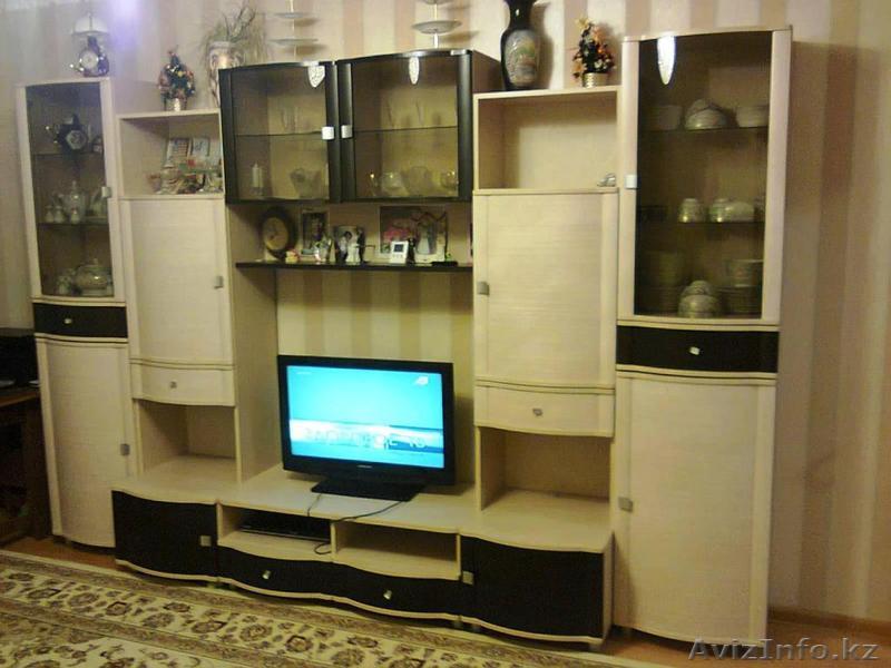 Продаю стенку в гостиную, производство Россия.  - Изображение #1, Объявление #790829