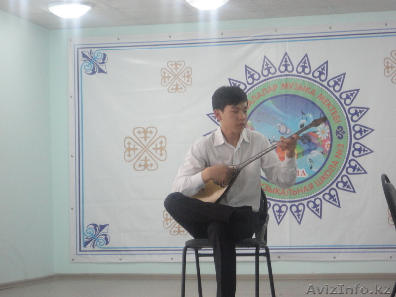 Музыкальное исполнение на домбре кюйев - Изображение #1, Объявление #905129