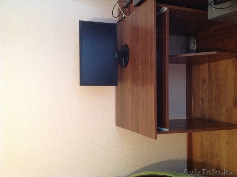 Удобный компьютерный стол - Изображение #1, Объявление #893377