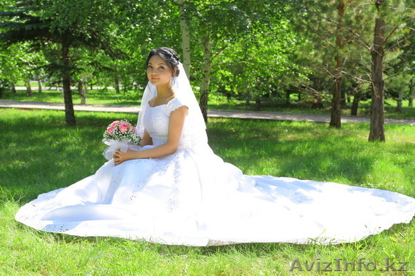 Свадебное платье со шлефом.(ручная работа.) - Изображение #1, Объявление #1176838