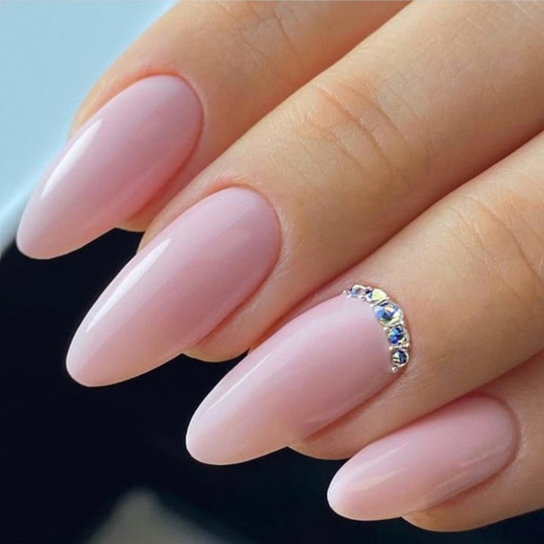 Требуется мастер маникюра и педикюра.  - Изображение #1, Объявление #1725585