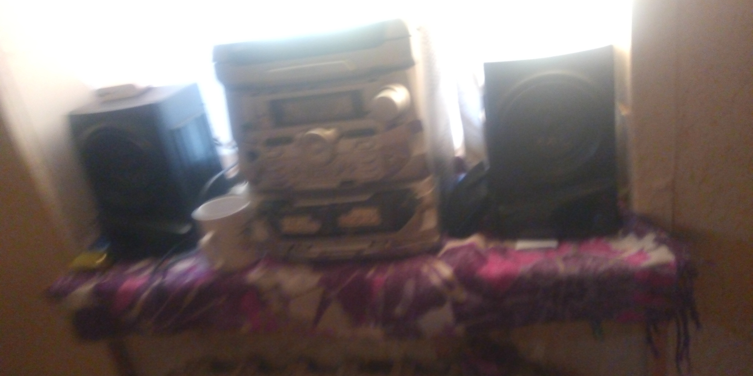 Продам аудио центр лджи работает отлично - Изображение #1, Объявление #1735356