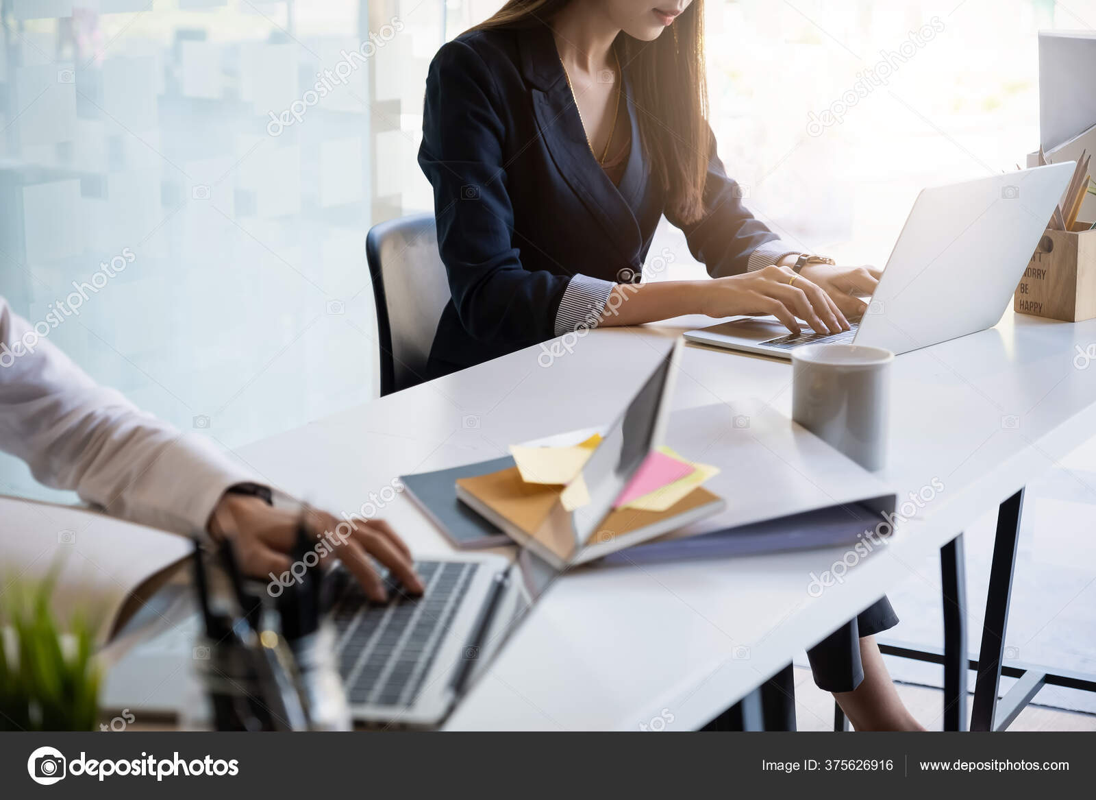 В торговой организации вакансия администратора - Изображение #1, Объявление #1735972