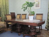 Стол и 8 стульев - Изображение #1, Объявление #218946