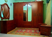 Продам б/у шкаф, комод с зеркалом и 2 тумбы - Изображение #1, Объявление #959963