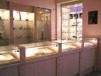 Торговое оборудование,ресепшн,барные стойки,салоны красоты на заказ - Изображение #1, Объявление #1653350