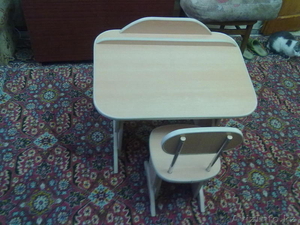 Продам столики и стульчики детские  - Изображение #1, Объявление #157816
