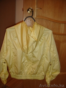 продам недорого куртки - ветровки и пиджак размер 42-46 - Изображение #1, Объявление #205603
