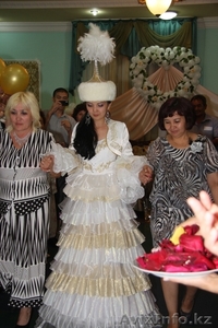 Сдаю на прокат национальное казахское свадебное платье - Изображение #2, Объявление #439874