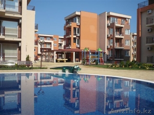 Болгария.Продажа апартаментов в комплексе"Holiday Fort Golf Club" - Изображение #4, Объявление #592669