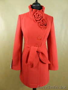 Верхняя женская одежда