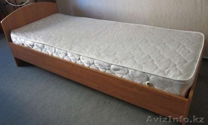 Продам 1-спальную кровать с матрасом б/у 1 год - Изображение #1, Объявление #1118858
