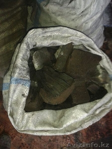 продам уголь древесный ( береза) для шашлыков