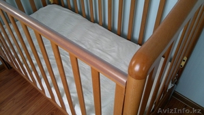 Детская кроватка c механизмом качания Papaloni-Джованни (Италия), новая