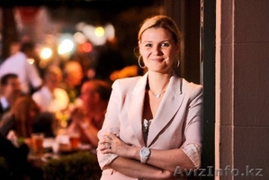 Требуется хостес в отели ОАЭ,  Катар,  Бахрейн,  Турция