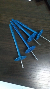 Дюбель (зонтик  парашют) распорный