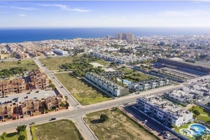  Недвижимость в Испании, Новые бунгало рядом с пляжем в Торревьеха - Изображение #3, Объявление #1719540