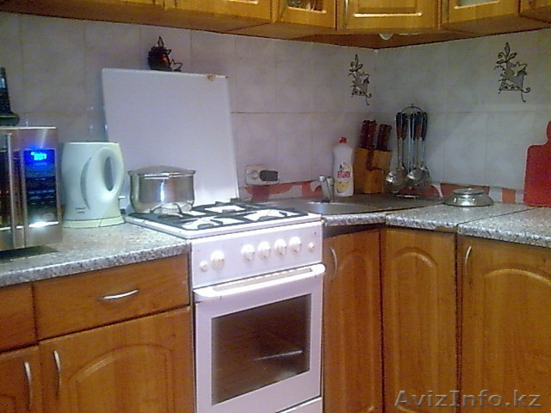 Продам два дома В ЦЕНРЕ ГОРОДА  АСТАНА  на  одном  участке  . - Изображение #2, Объявление #416922