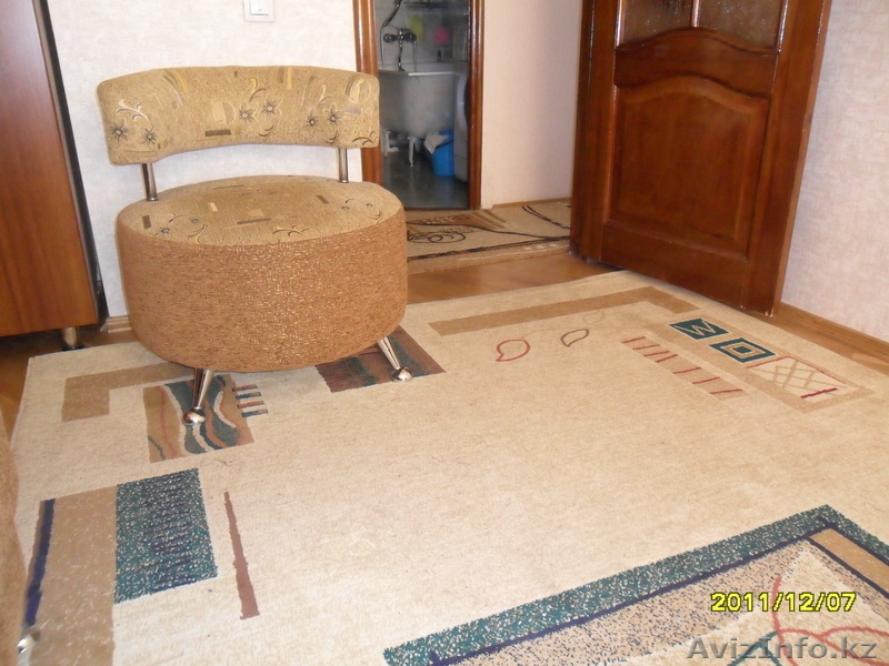 Продам раздвижной диван с ящиками и кресло. - Изображение #1, Объявление #462508