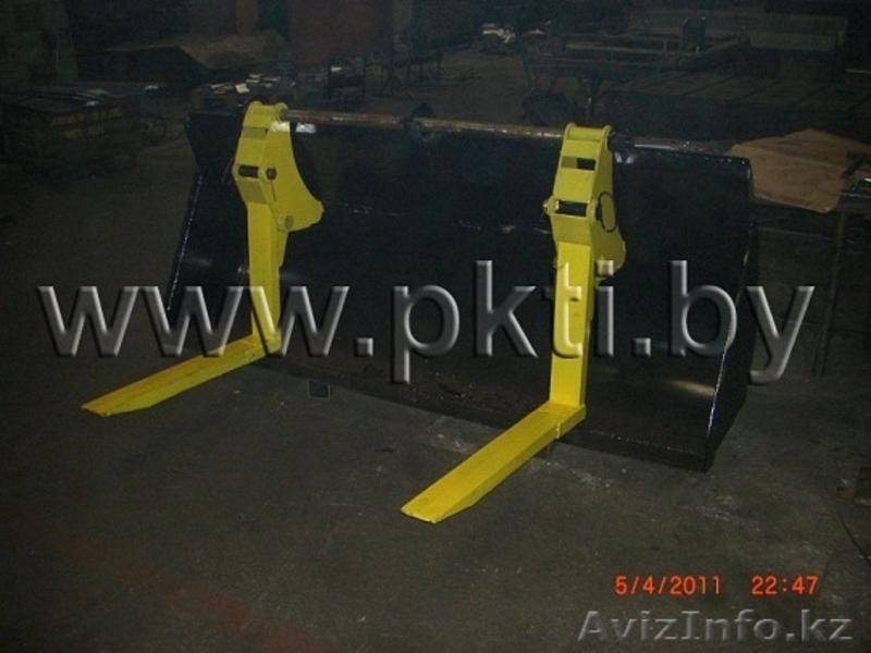 машина уборочная на азе трактора Беларус - Изображение #2, Объявление #596776