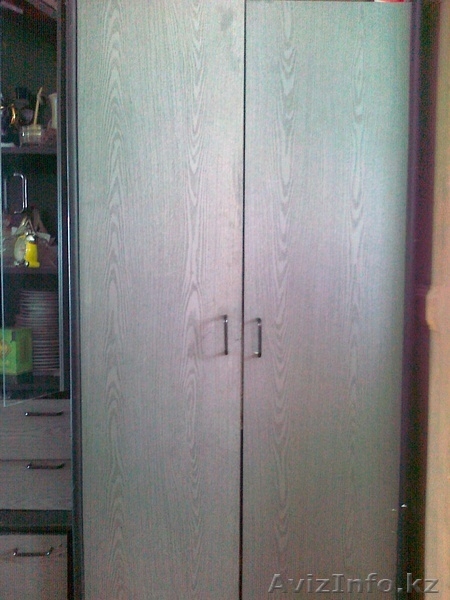 продам стенку-горку, польская, б/у, торг имеется - Изображение #2, Объявление #855906