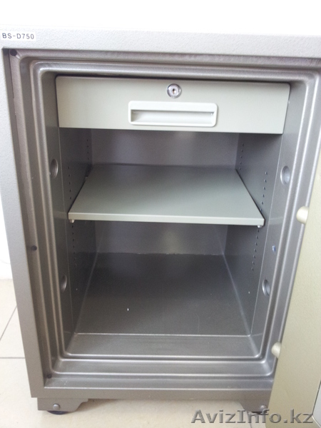 Продам Сейф- Корея - Изображение #1, Объявление #867947