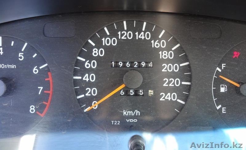 Продам авто"TOYOTA CARINA E", 1997 г.в., полный электропакет - Изображение #2, Объявление #938636