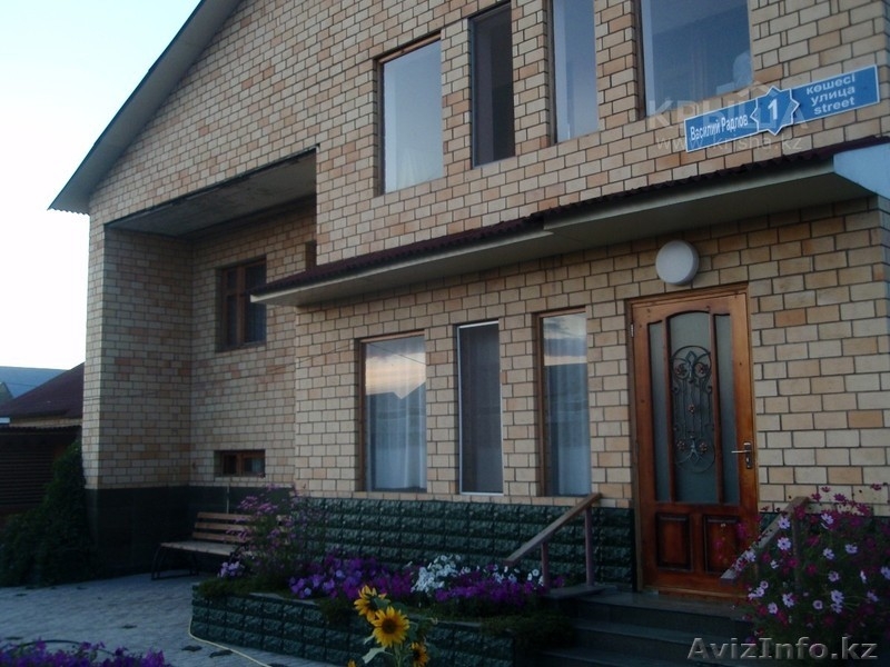 Продам коттедж 7 комнат в черте города - Изображение #1, Объявление #1045266