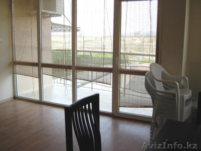 курортная недвижимость Болгария Солн Берег трёхкомнатная квартира - Изображение #5, Объявление #1229424