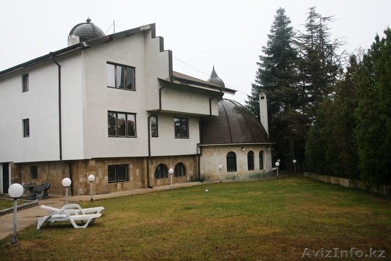 недвижимость в Болгари элитный дом с верандой и парком - Изображение #2, Объявление #1229297