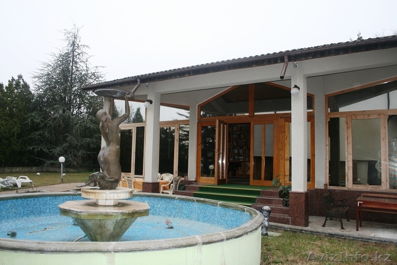 недвижимость в Болгари элитный дом с верандой и парком - Изображение #4, Объявление #1229297