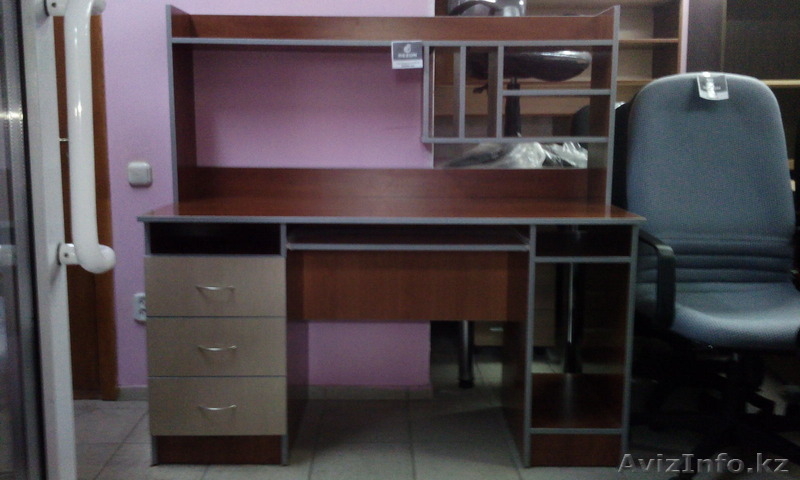  REZON Стол компьютерный БСК 03 1400*600*1370h  столешница 750h - Изображение #1, Объявление #1274308