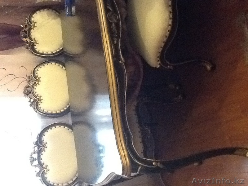 Эксклюзивный стол со стульями ручной работы - Изображение #1, Объявление #1339414