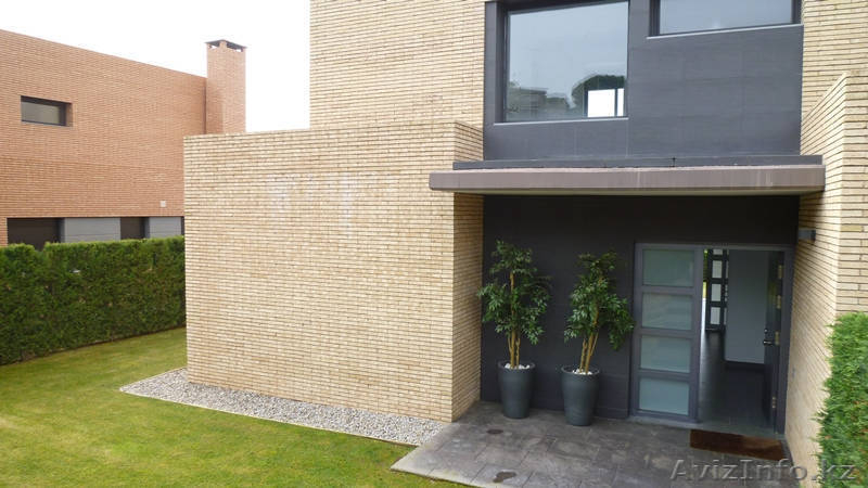 Элитный дуплекс с видом на море и бассейном под Барселоной. - Изображение #1, Объявление #1391910