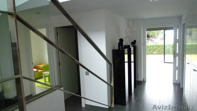 Элитный дуплекс с видом на море и бассейном под Барселоной. - Изображение #3, Объявление #1391910