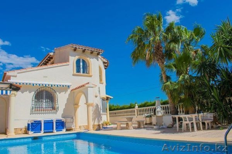 Недвижимость в Испании, Вилла с видами на море в Кальпе,Коста Бланка,Испания - Изображение #1, Объявление #1610609