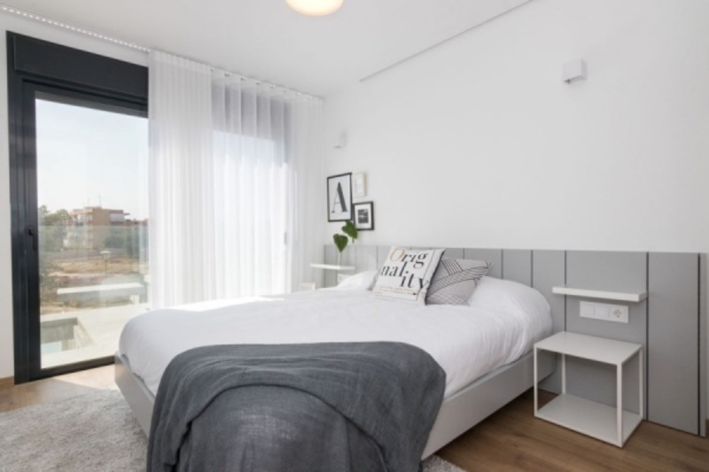 Недвижимость в Испании, Новая вилла рядом с морем от застройщика в Кампельо - Изображение #8, Объявление #1658823