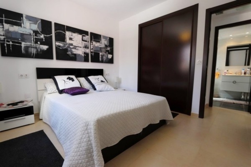 Недвижимость в Испании, Бунгало на первой линии пляжа в Ла Мата,Коста Бланка - Изображение #7, Объявление #1675937