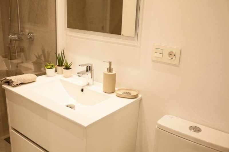 Недвижимость в Испании, Новые бунгало рядом с пляжем в Торре де ла Орадада - Изображение #9, Объявление #1675941