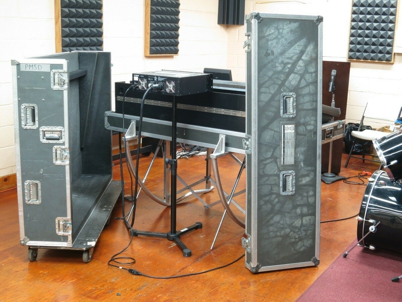 Цифровая микшерная консоль Yamaha PM5D-RH с подвижным чемоданом - Изображение #5, Объявление #1692905