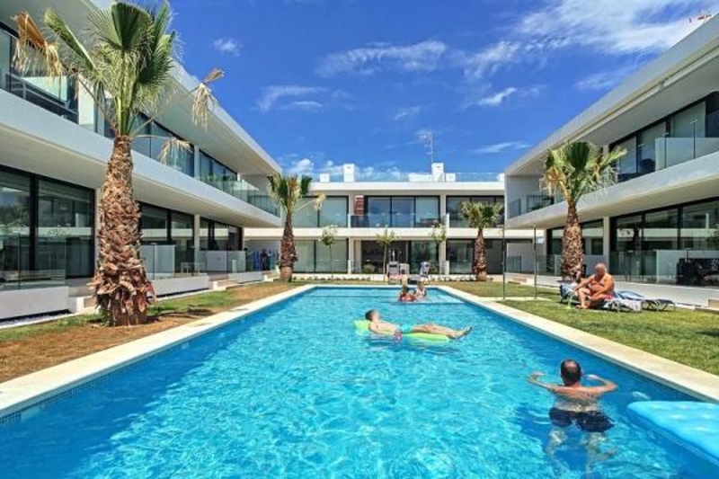 Недвижимость в Испании, Новые бунгало с видами на море от застройщика в Ла Манга - Изображение #1, Объявление #1659690