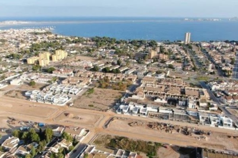 Недвижимость в Испании, Новая вилла рядом с пляжем от застройщика в Сан Хавьер - Изображение #3, Объявление #1719548