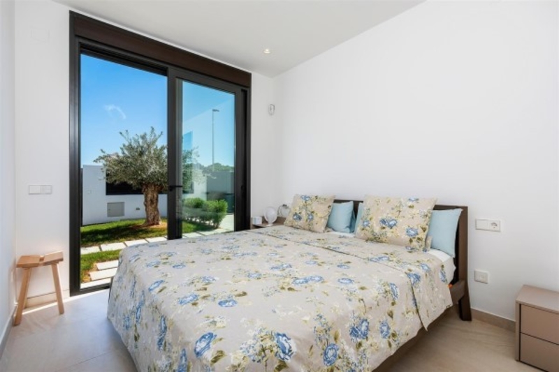 Недвижимость в Испании, Новая вилла рядом с пляжем от застройщика в Сан Хавьер - Изображение #6, Объявление #1719548