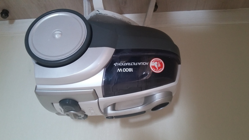 Продам пылесос VITEK AGUA FILTRANION, мощность всасывания 400Вт - Изображение #1, Объявление #1723687