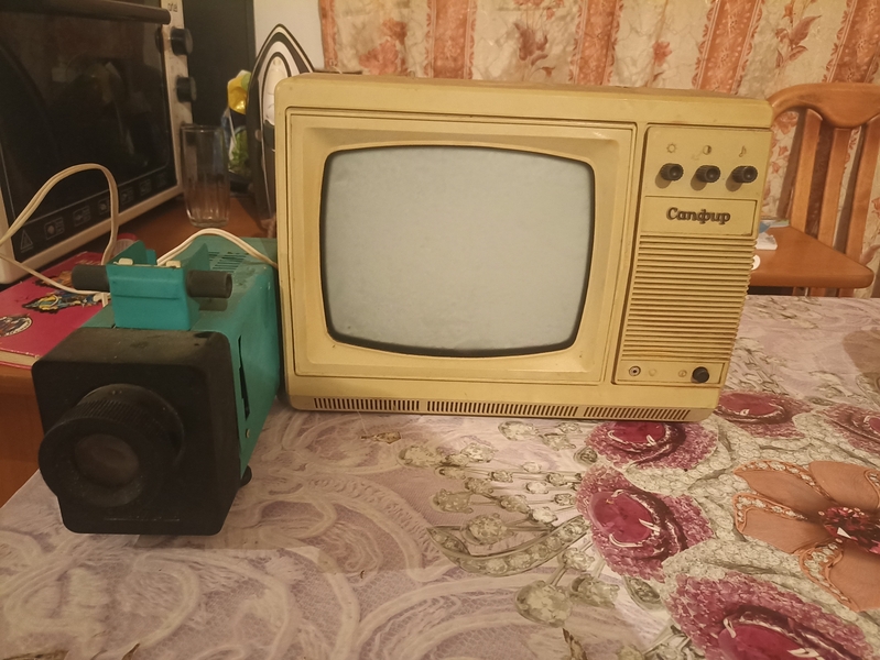 Телевизор " сапфир", диафильм  - Изображение #2, Объявление #1731319